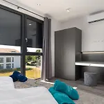 Ampla With Heated Wellness Pool Near Porec Vila