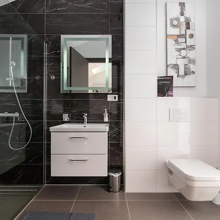 וילה Ampla With Heated Wellness Pool Near Porec