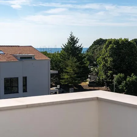 וילה Ampla With Heated Wellness Pool Near Porec